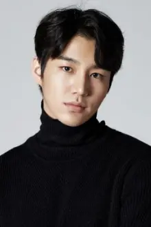 Kim Jae-yong como: Lee Seon-ho