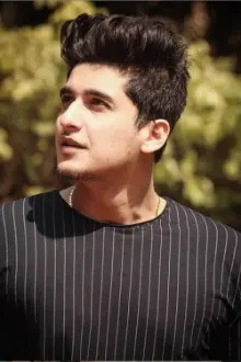 Bhavesh Bhanushali como: Aryan