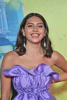 Salma Malhas como: Mira