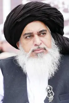 Khadim Hussain Rizvi como: Chief Cleric TLP