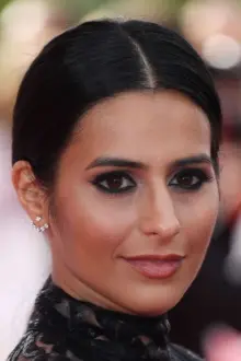 Sair Khan como: 