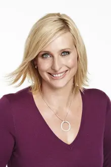 Johanna Griggs como: Herself - Host