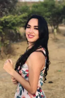 Valeria Hernández como: Novia