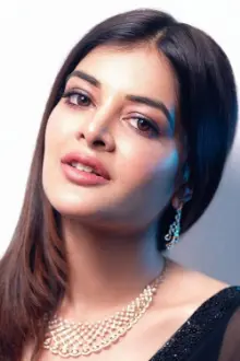 Madhumita Sarkar como: Abhaya