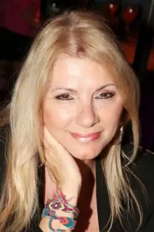 Tzovanna Fragouli como: Sylvia