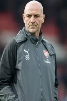 Steve Bould como: Ele mesmo