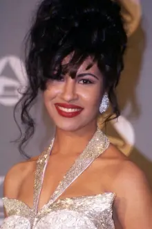 Selena Quintanilla como: 