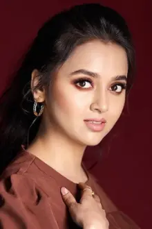 Tejasswi Prakash como: Misti Khanna