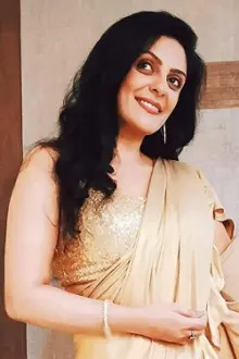 Meenal Kapoor como: Editor Shalini