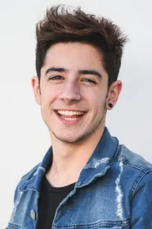 Kevsho como: Félix