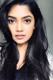 Tanvi Shinde como: Tanvi