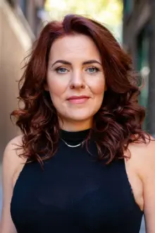 Rachel Tucker como: 