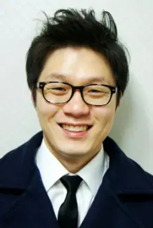 Jang Min-hyeok como: Ji-hoon's (voice)