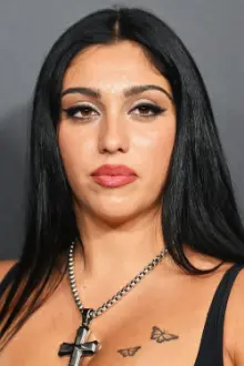 Lourdes Leon como: Nemesis