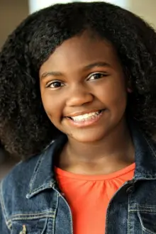 Kylee D. Allen como: Young Claressa