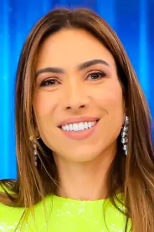 Patrícia Abravanel como: Host