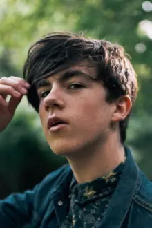 Declan McKenna como: Self - Guest