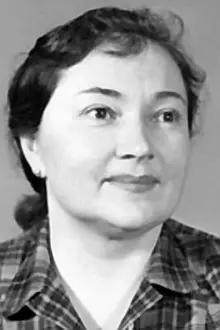 Olga Viklandt como: Raisa Petrovna