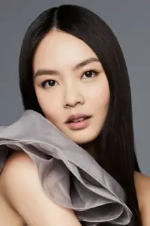 Chantalle Ng como: Li Zhenyu