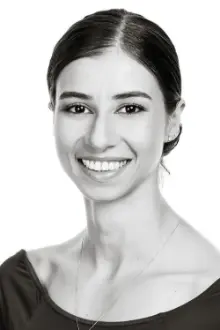 Rafaelle Queiroz como: Dancer