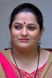 Pornima Talwalkar como: Savi's Mother