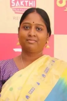 Deepa Shankar como: Karpakam