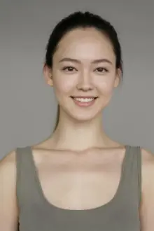 Fiona Fussi como: Chi Ling