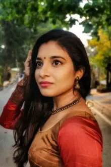 Soundarya Nagaraj como: Trisha Sharma