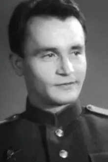 Igor Rozhnyatovskiy como: Ivan Okhremenko - Red Navy soldier