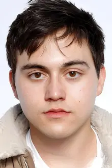 Brandon Wardell como: Jonathan