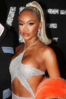 Saweetie como: Self - Host