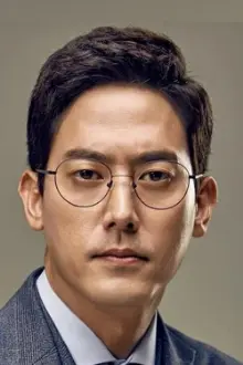 Kim Sun-hyuk como: Seo Ji-Hyang