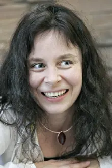 Anna Pitkämäki como: Henkka's mother