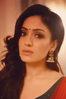 Khushali Kumar como: Saanchi Sinha