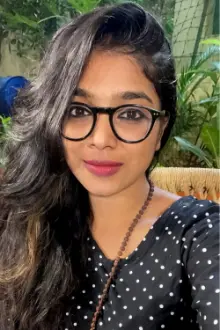 VJ Parvathy como: 