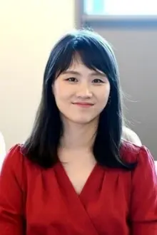 Kim Yeon-woo como: Suha