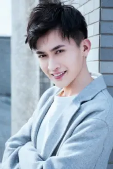 Huang Xiaochao como: Ah Chun