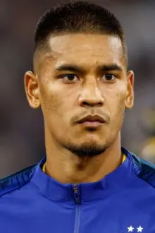 Alphonse Areola como: Ele mesmo