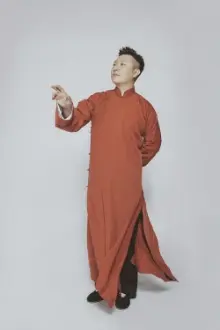 Cao Heyang como: 辛抱恙