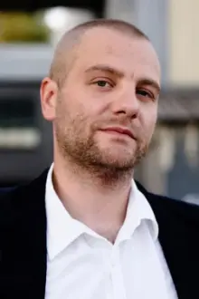 Tomasz Radawiec como: Zbyszek