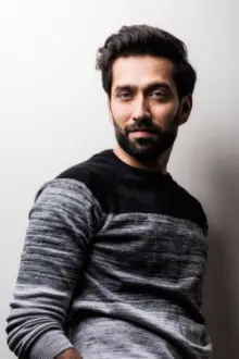 Nakul Mehta como: Ram Kapoor