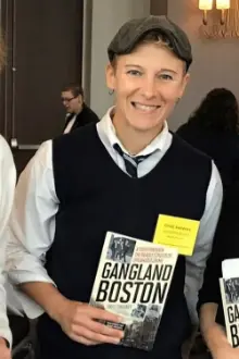 Emily Sweeney como: Self - Boston Globe Journalist