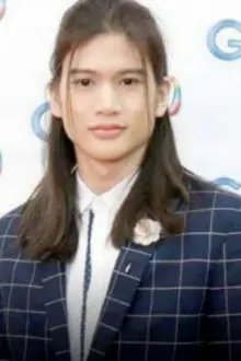 Gil Cuerva como: Elton Smith