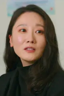 Lee Eun-joo como: Mi-ra