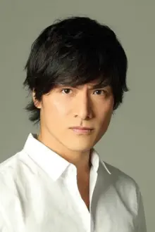 Eiji Takigawa como: Tadayoshi Kisaragi