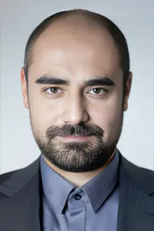 Yunus Emre Kılınç como: Orhan