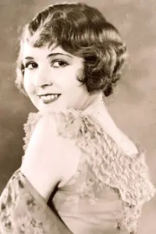 Mary McAllister como: Doris Strickland