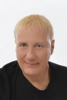 Gregg Bissonette como: Ele mesmo