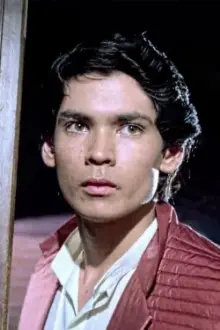 Miguel Rodriguez como: Alexander Sarmiento