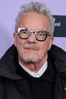 Mark Mothersbaugh como: Ele mesmo